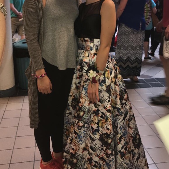 Prom dress - Picture 6 of 6